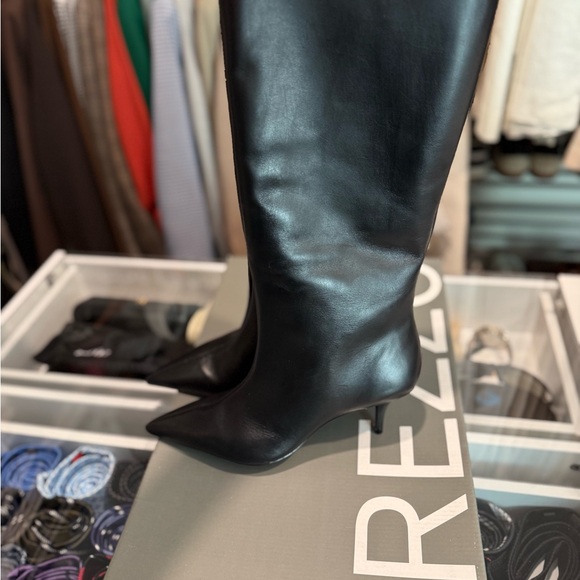 Arezzo Elegant Black Boots - Picture 5 of 12